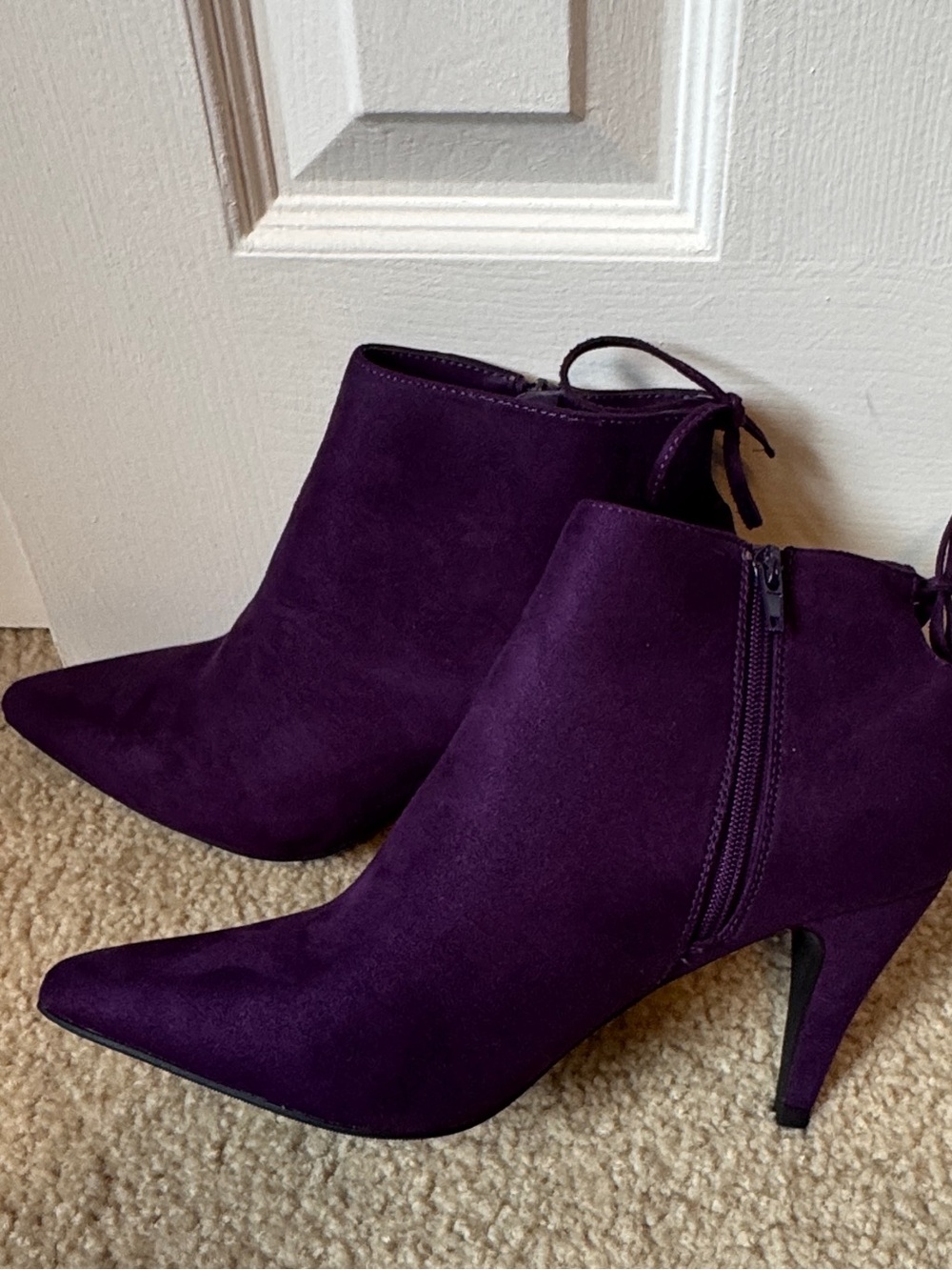 Pointed-Toe Purple Suede Ankle Booties with Side Zip